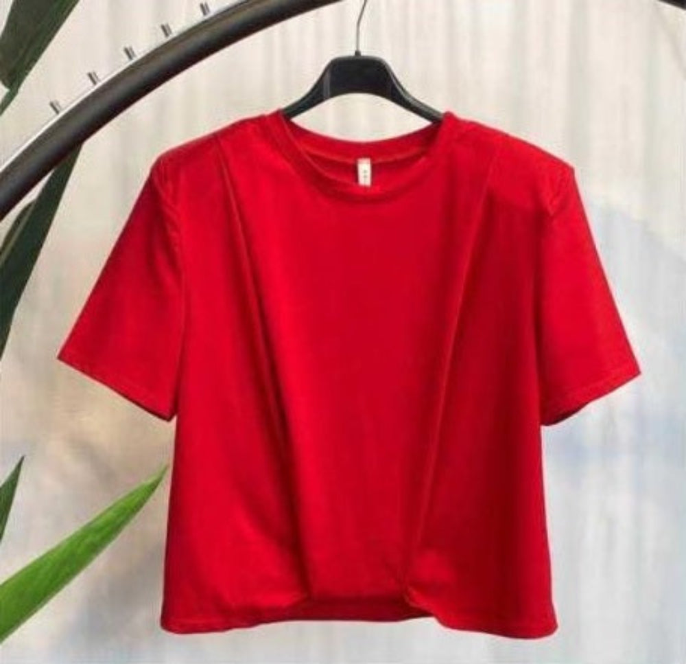 Κόκκινη Μπλούζα με Βάτες και Μπάσκα