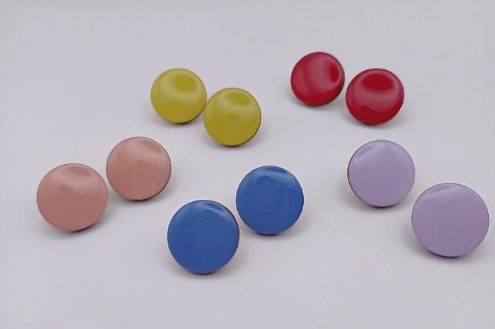 Χειροποίητα Σκουλαρίκια από Ξύλο, Υγρό Γυαλί και Ατσάλι σε Λάιμ Χρώμα Κωδικός: 6001008 - BLOOMIQUE