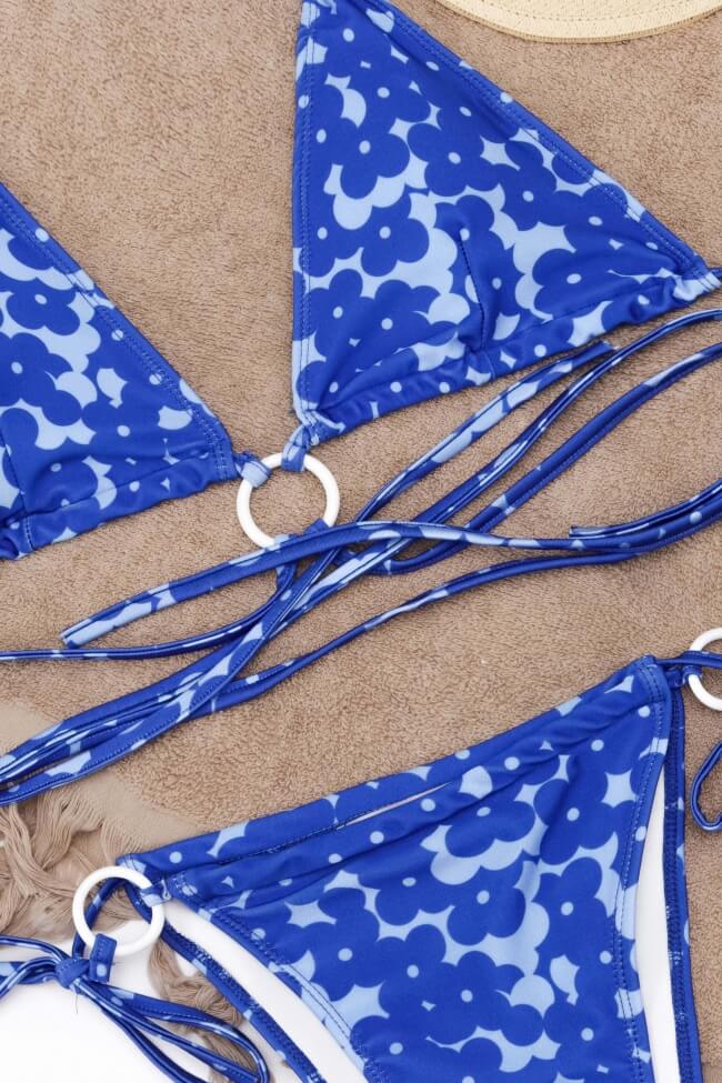 Μπλε Μπικίνι με Σχέδιο και Μεταλλικούς Κρίκους