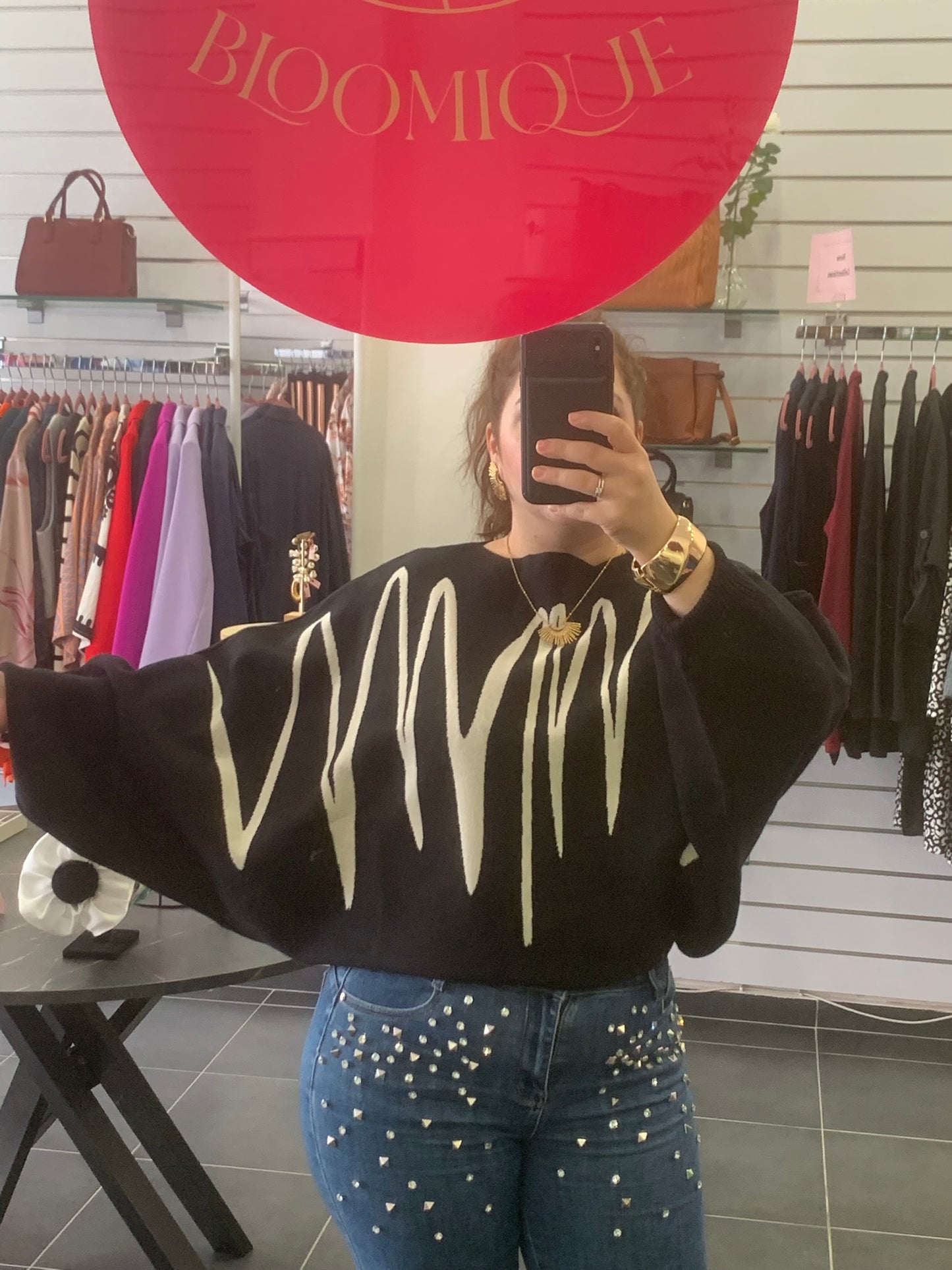 Πουλόβερ Μαύρο με Αφηρημένο Σχέδιο